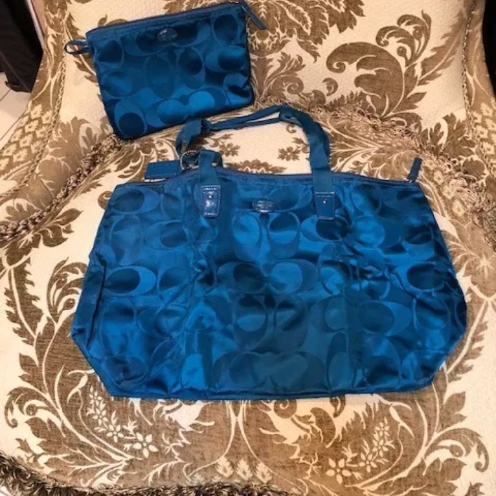 Coach Travel Tote Shopper